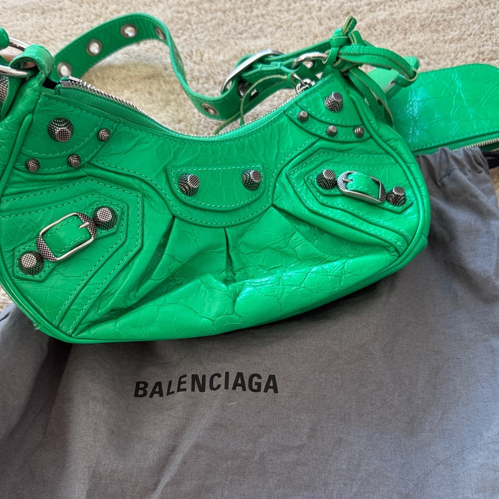 Balenciaga Le Cagole xs Shoulder Bag